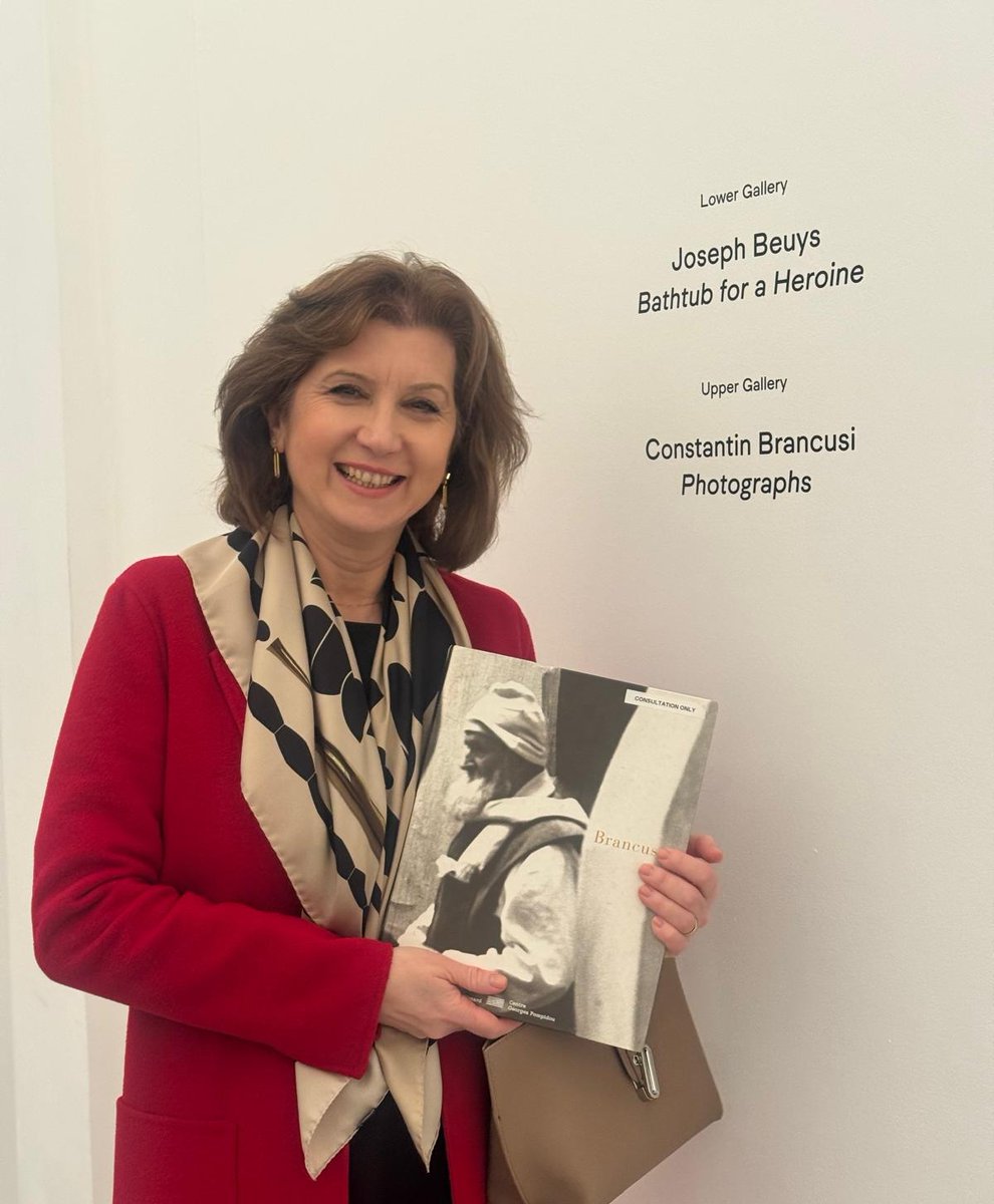 Laura Popescu tweet media