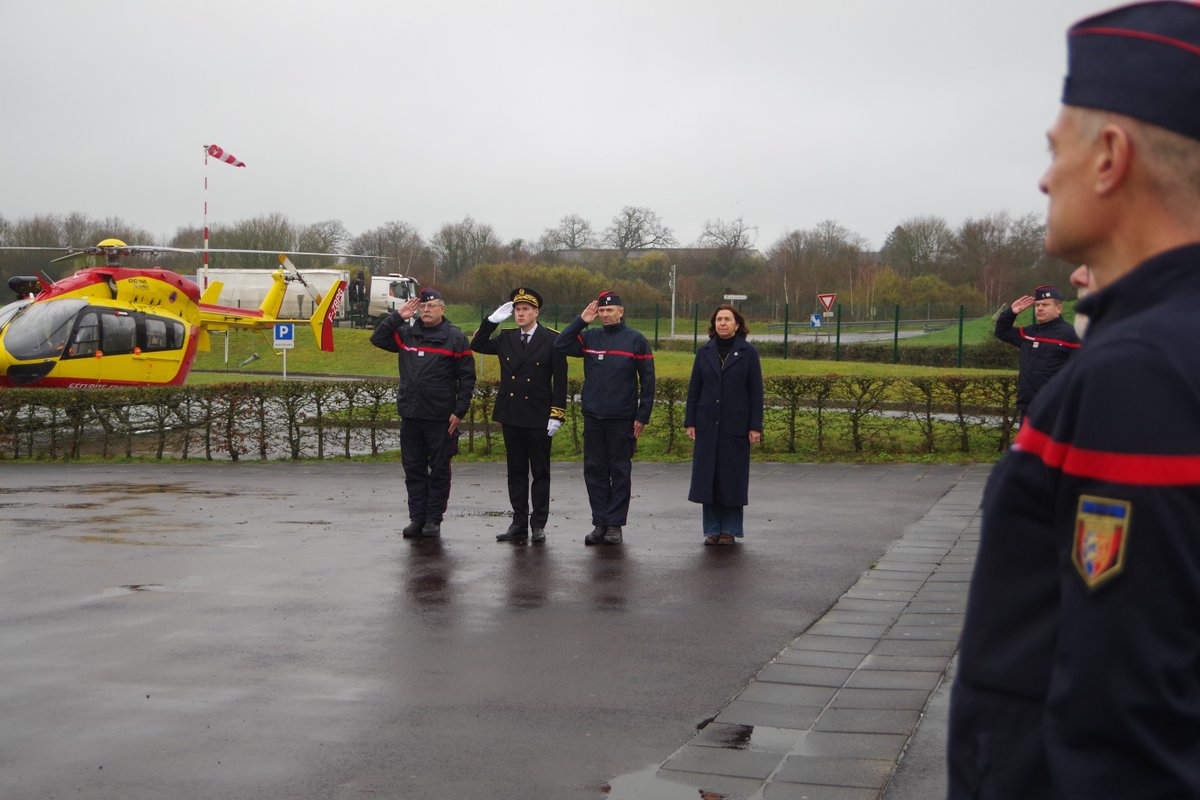 Sapeurs-Pompiers 50 tweet media