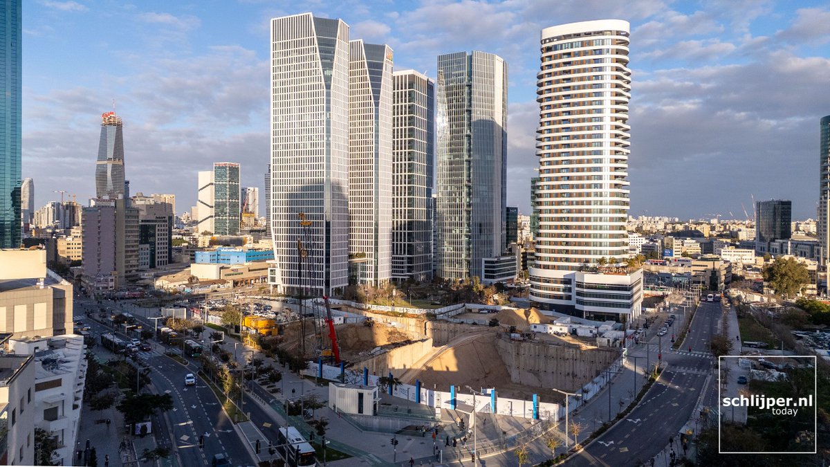 schlijperisrael's tweet image. Menachem Begin St, Israel Tal St, Tel Aviv
#SchlijperAir #constructionTLV #highriseTLV