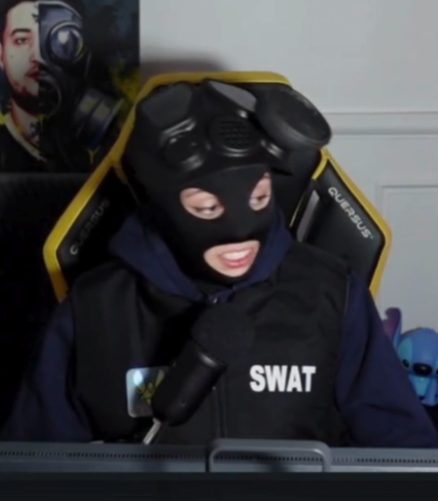 Minaleyy tweet media