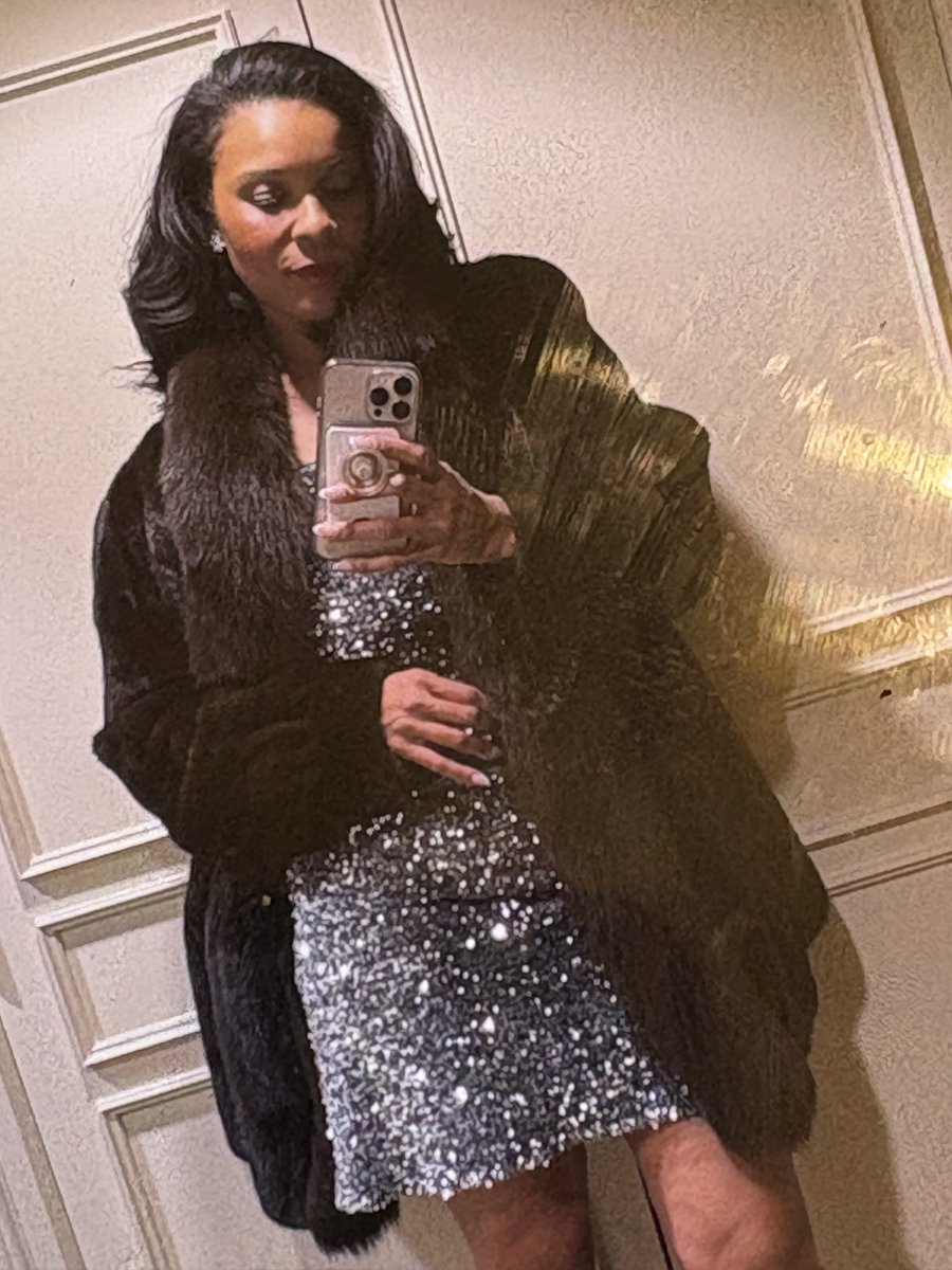 Dr. Sandi Hutchinson tweet media