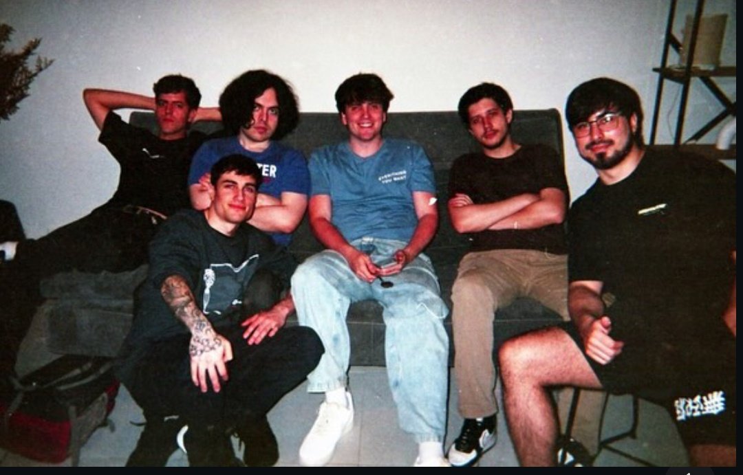 pirutastic tweet media