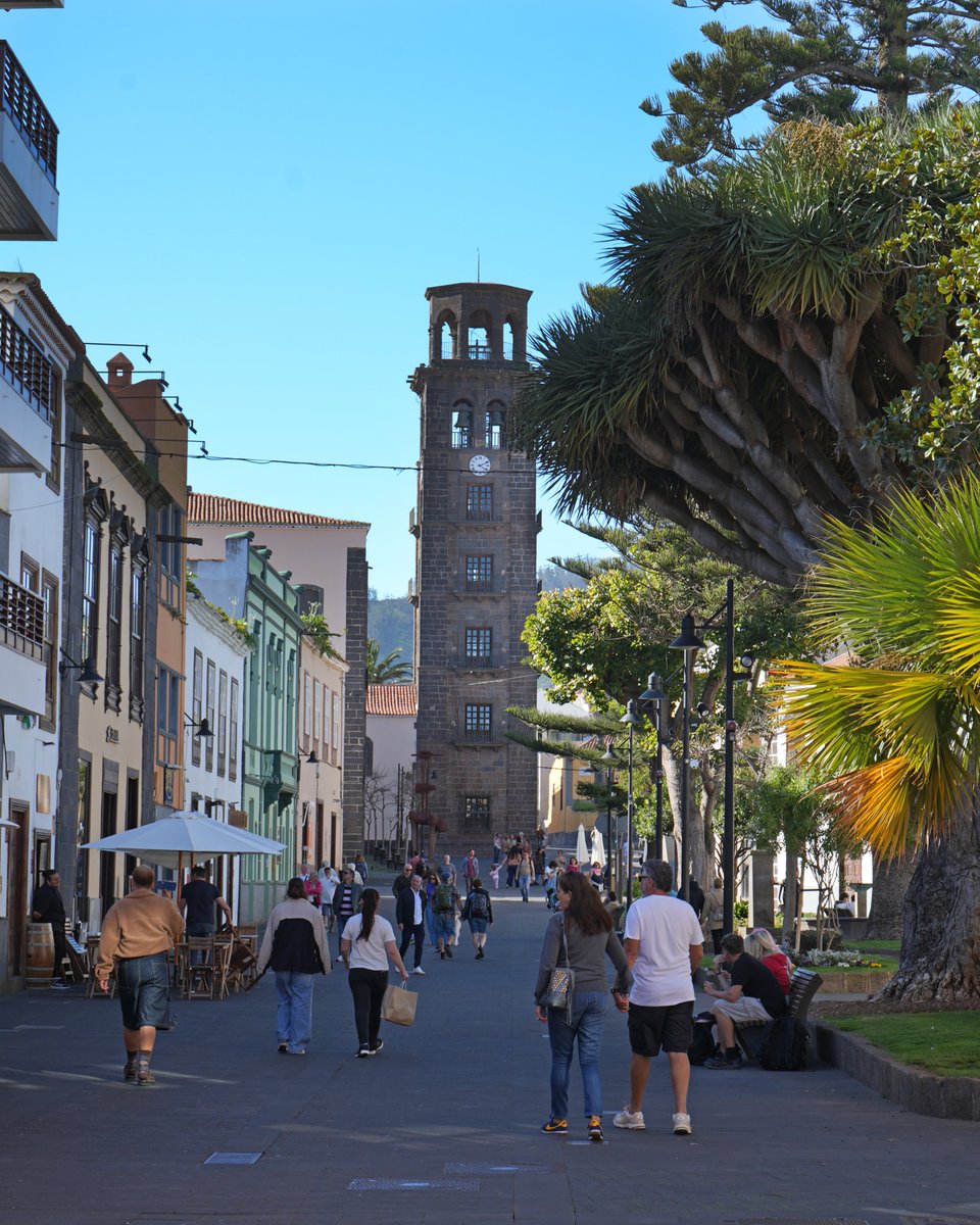 Días soleados que invitan a pasear al aire libre por el casco histórico de La Laguna 🛍✨

¿Te vienes? 🙌

#ComercioLaLaguna #ComercioLocal #LaLaguna #CompraLocal