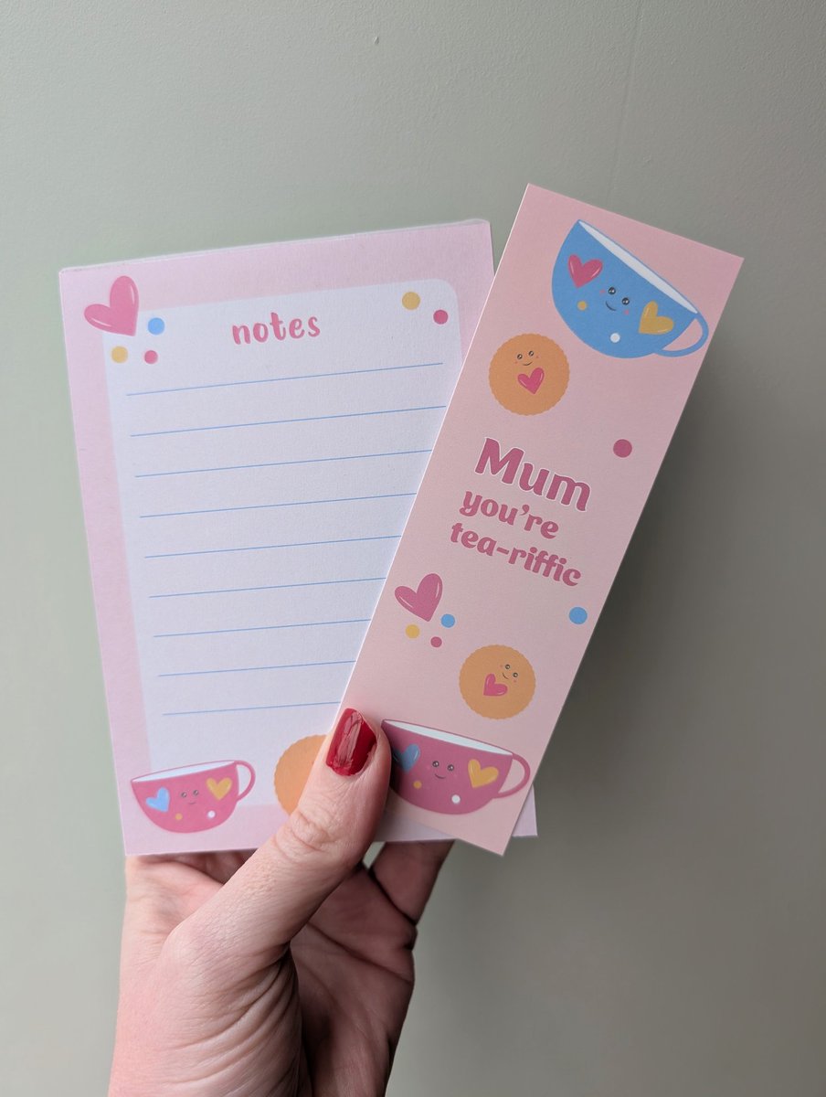 andrealem's tweet image. A cute little gift set for Mother's day. A tea themed notepad and matching bookmark.
etsy.com/uk/listing/445…

#mothersday #stationeryset #notepads #tea #bookmarks