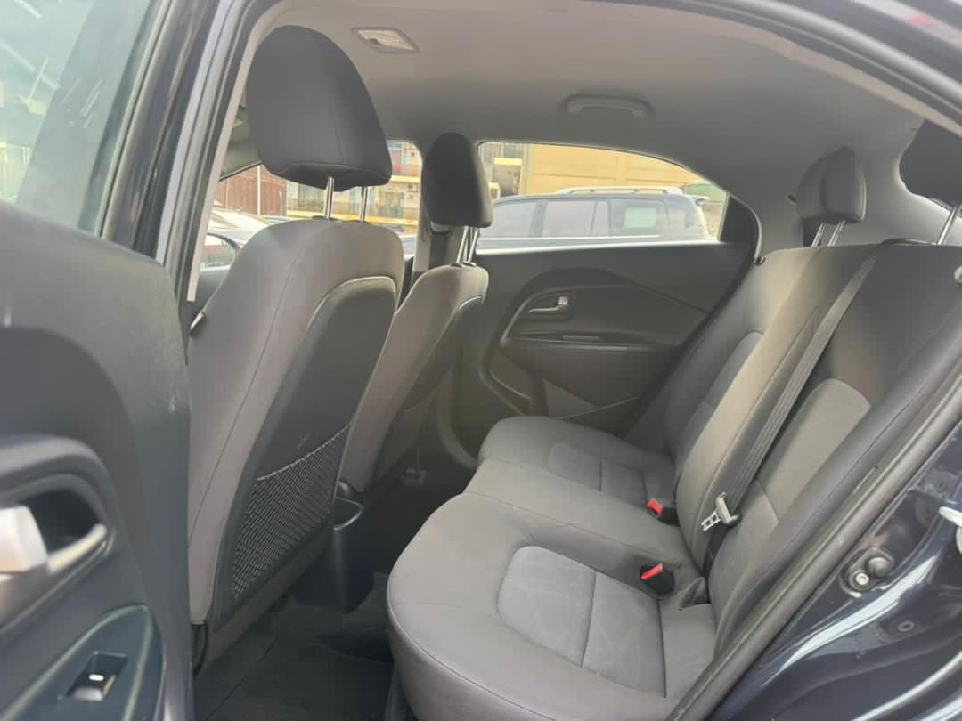 datogoniboy_'s tweet photo. Foreign used 2014 Kia Rio Hatchback | Smart & Simple
Fuel-efficient • Reliable • Compact & easy to park
Perfect stress-free daily driver.
💰: 9.8m
📍Abuja | 📞or DM 0811 817 0832
#gernniemotors #KiaRio #FuelSaver #NaijaCars #AbujaTwitterCommunity Afang https://t.co/B1GNYKgY3y