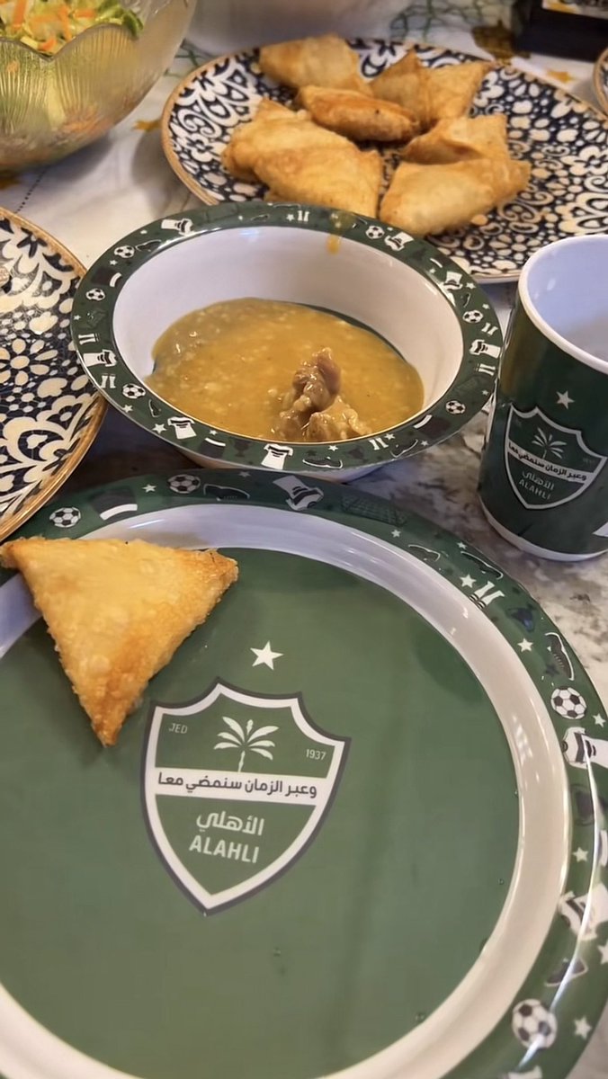 عيسى. tweet media