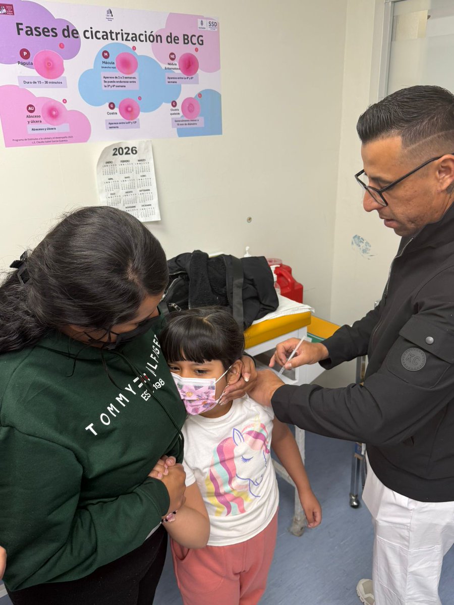 La mejor protección es la vacunación. 🛡️ 💉

En el Hospital Materno- Infantil, fortalecemos la Estrategia de Vacunación contra el #sarampión en niñas y niños de 6 meses a 12 años de edad.