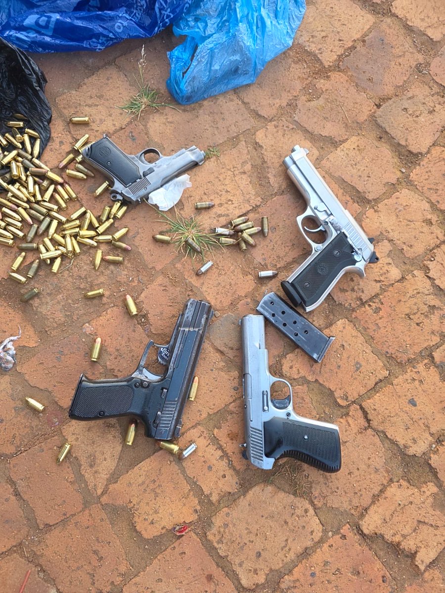 Panyaza Lesufi tweet media