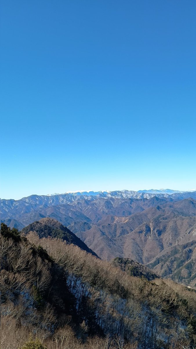 kei23331's tweet photo. 今日のエンジェリーマウンテンは百名山　両神山 https://t.co/txgyplnbA7