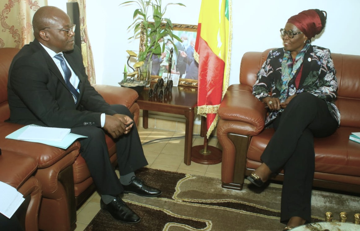 PamCongo's tweet photo. Réunion le 17.02.2026 avec @UNHCRCongo au Ministère des @Aff_Sociales_CG pour discuter des modalités d'assistance pour les prochaines distributions en faveur des 33 000 réfugiés de 🇨🇫 et🇨🇩, soit 9 000 foyers vulnérables. https://t.co/tIBHYzvOna