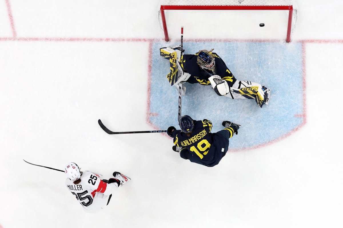 Northeastern Women’s Hockey tweet media
