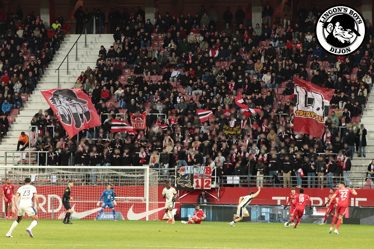 lingons_boys's tweet photo. Dijon FCO 3-3 SM Caen (J21 - 13/02/2025)

Une animation à l'entrée des joueurs était au programme de cette soirée, qui allait vite nous faire passer par toutes les émotions possibles. Malgré ce match nul, le public dijonnais n'avait plus vibré de cette manière depuis longtemps https://t.co/EOHsdoellc