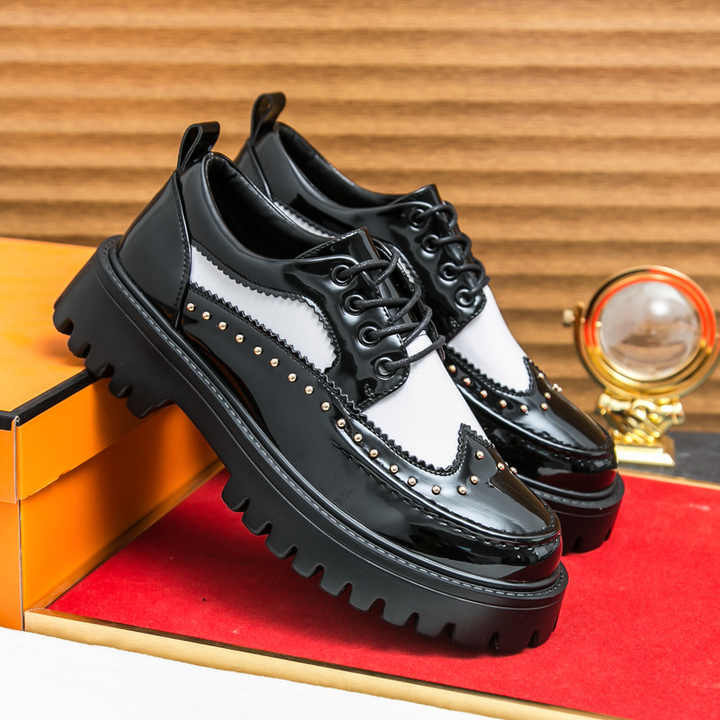 ChockBenny's tweet image. All new Louis Vuitton Avaliable jn designs and sizes 40 41 42 43 44 45 and 46

PRICE: 55,000NGN
#wearquality #buyquality #fypviraltwitter