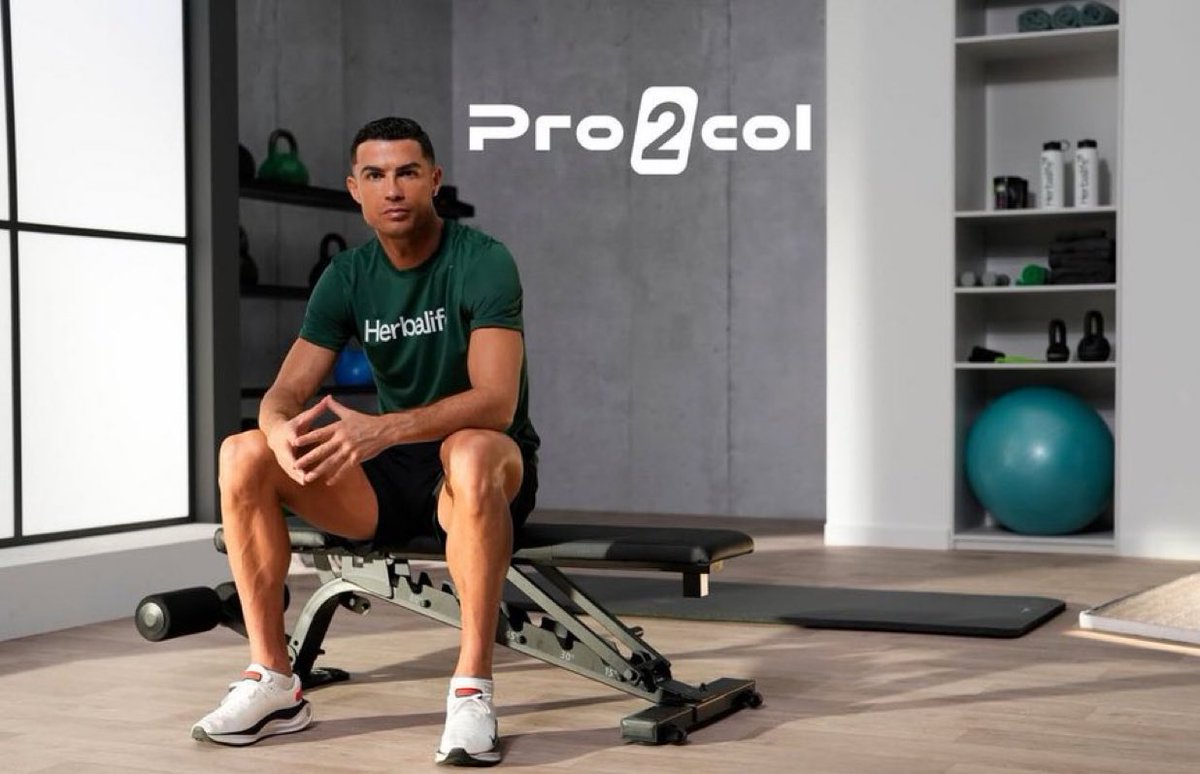 arielipillo's tweet photo. Cristiano Ronaldo invirtió alrededor de 6,4 millones de euros para convertirse en accionista de Pro2col, una empresa de tecnología nutricional asociada con Herbalife.

En una declaración de la empresa, Cristiano Ronaldo habló sobre su decisión:

"La inversión en Pro2col comenzó como una evolución natural. Además de representar a Herbalife, implica contribuir a construir y expandir una plataforma capaz de cambiar la perspectiva de las personas sobre su salud y bienestar".