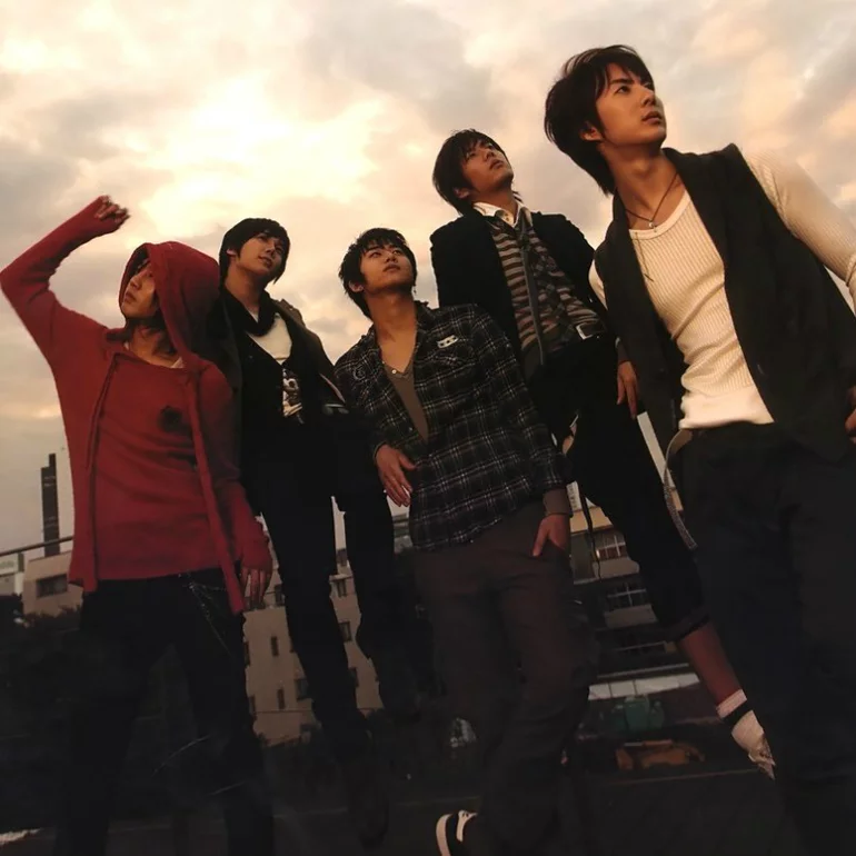 kchartsmaster's tweet photo. "Because I'm Stupid" by SS501 enters the Top 200 on MelOn Daily Chart at #199 (+21).

The song was released 17 years ago. https://t.co/lvfhhaYLOc