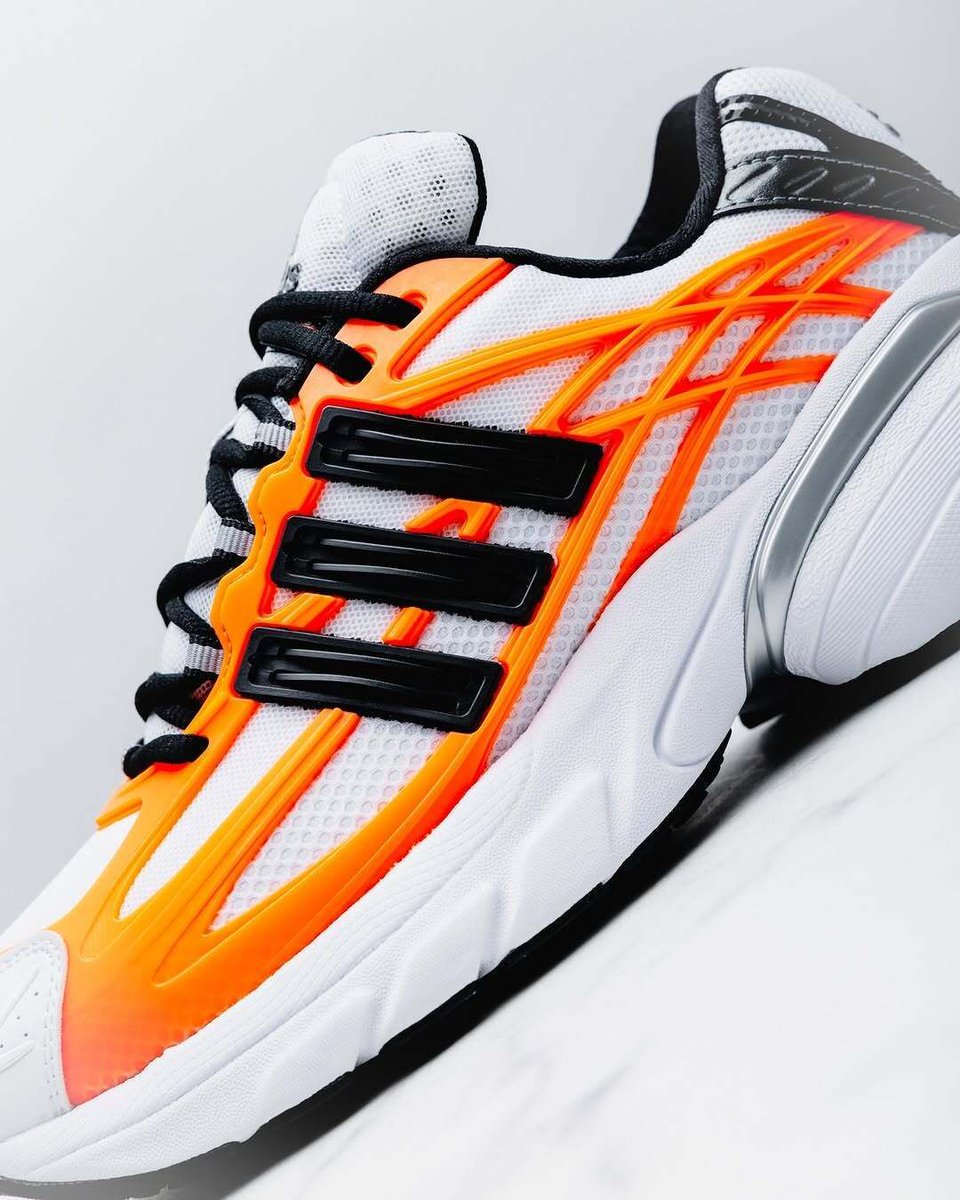 JustFreshKicks's tweet photo. adidas Adistar XLG 2.0 'Solar Orange'

https://t.co/6ZRUvZPDcb https://t.co/qpL18ZITAg