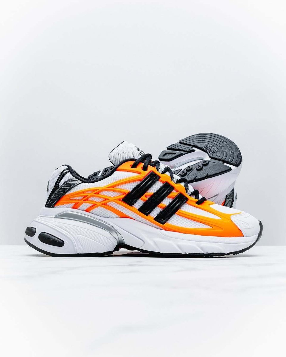 JustFreshKicks's tweet photo. adidas Adistar XLG 2.0 'Solar Orange'

https://t.co/6ZRUvZPDcb https://t.co/qpL18ZITAg