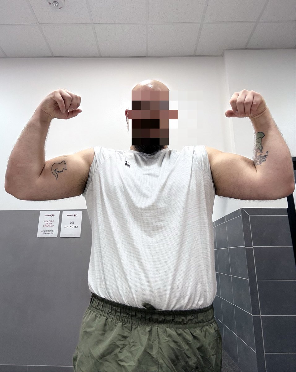 ballzdeepinjesu's tweet photo. Here’s some gym pics. Been making decent progress. 
#sweat #gay #lockerrooms #gym #hairy #cub #bear https://t.co/XF87W0Oi2s