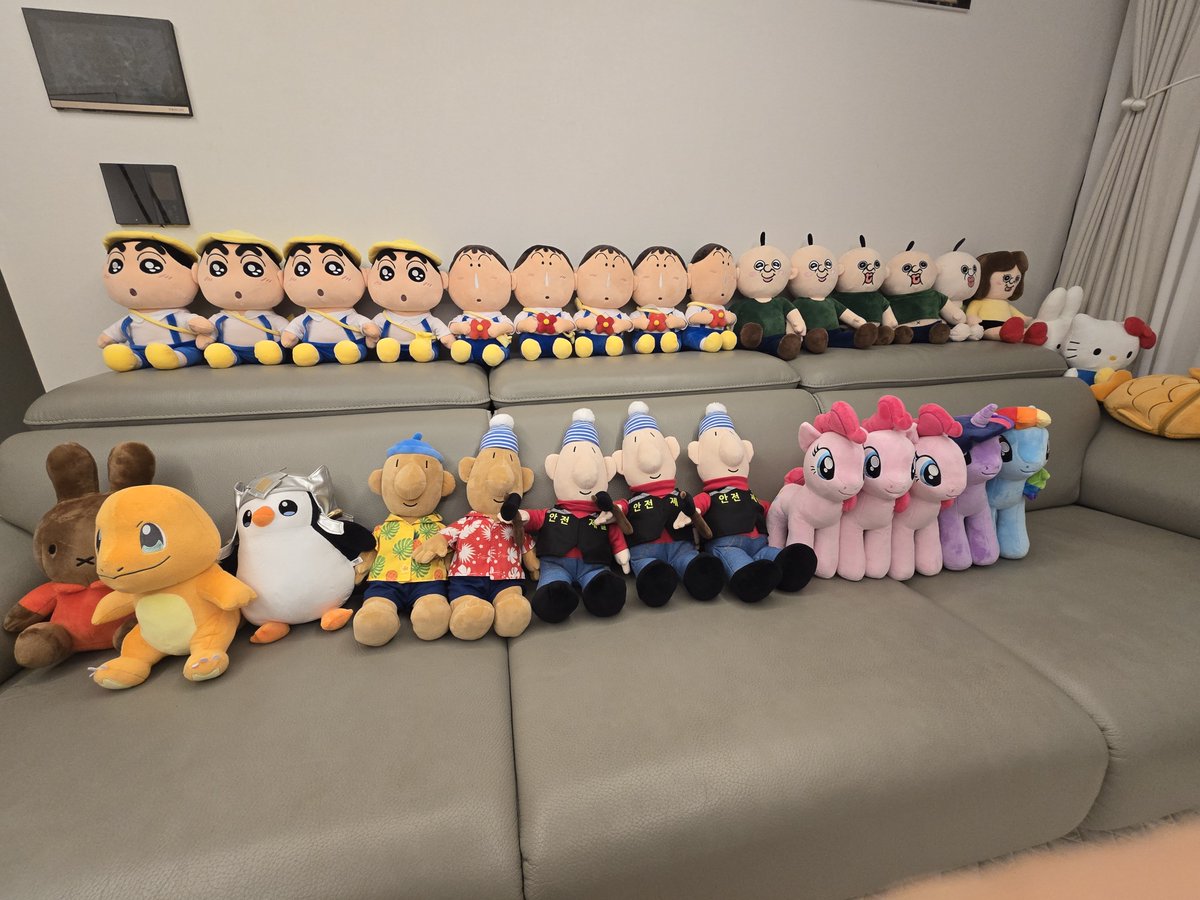 bus828253's tweet photo. 인형뽑기 그만해야지;; 

사진속인형만큼   5배 있음 https://t.co/3bbBuVuHDS