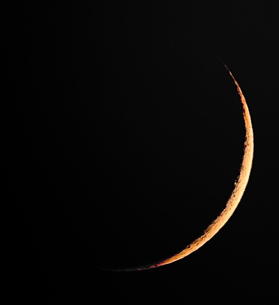 iAstroFaisal's tweet photo. ﴿وَالْقَمَرَ قَدَّرْنَاهُ مَنَازِلَ حَتَّىٰ عَادَ كَالْعُرْجُونِ الْقَدِيمِ﴾ 
[ يس: ٣٩] https://t.co/vSrlzMFbXY