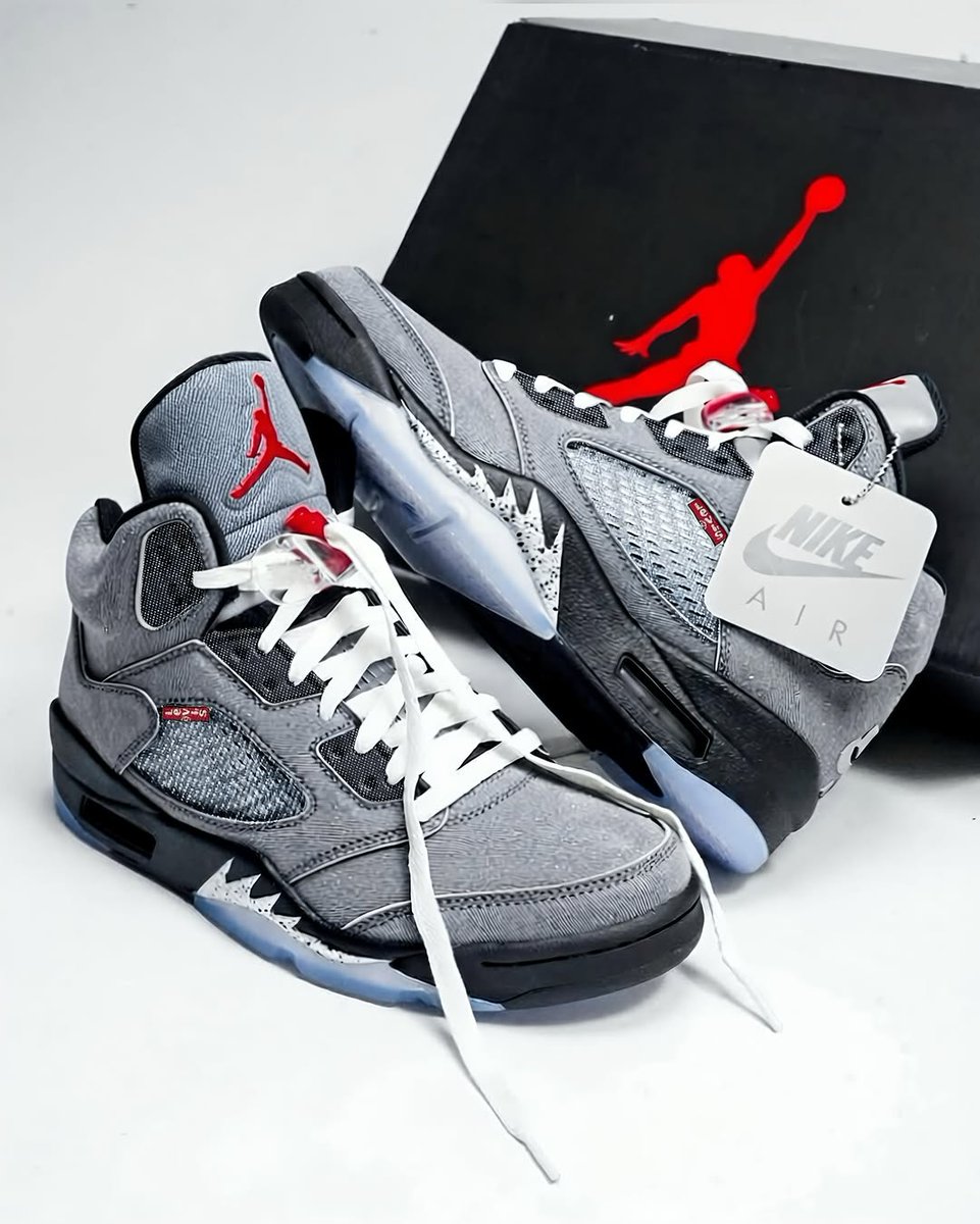 JustFreshKicks's tweet photo. Levi’s x Air Jordan 5 “Grey Denim” concepts 🐺👖 https://t.co/PQhaaRjcML