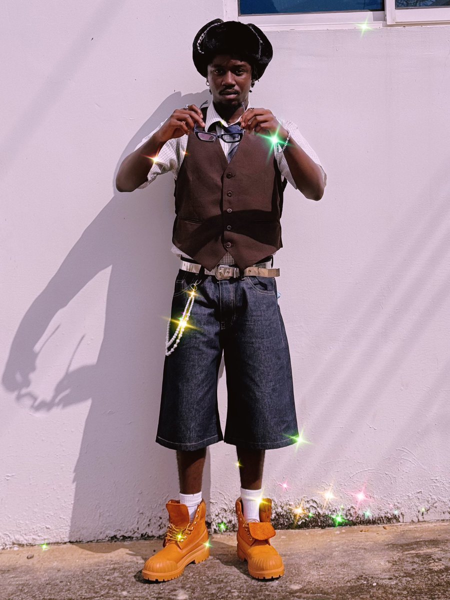 Even though you’re handsome and you can dress like me,women will still cheat on you 💔😑