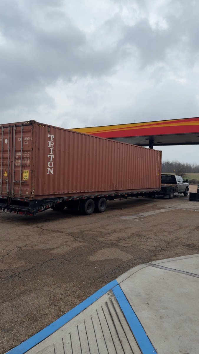iam_larekiadior's tweet photo. While they sleeping, Iโm hauling ๐ค
LA โก๏ธ Memphis $3,500 one way ๐ #hustlelikereka #owner #cashingout https://t.co/sEpIdYrNxP