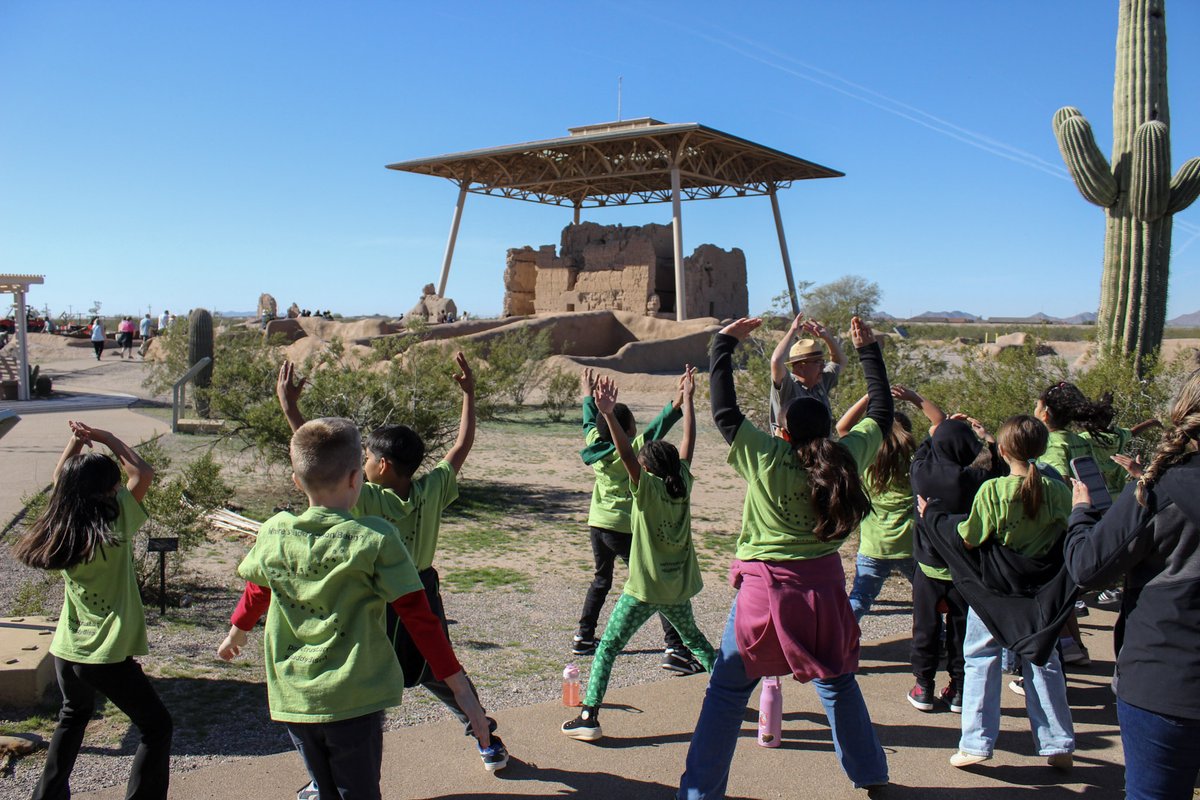 NatParkTrust's tweet photo. Last month, the third graders at Saddleback Elementary visited Casa Grande Ruins National Monument in AZ! 🌵

Students learned all about the resilience of the Ancestral Sonoran Desert people, explored the ruins, and discovered all the archeological artifacts at the site. https://t.co/GqHBupIIXC