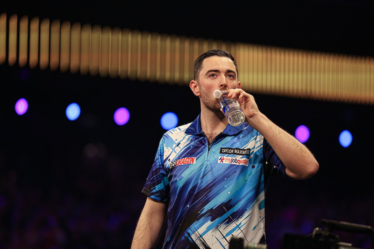 Luke Humphries MBE tweet media