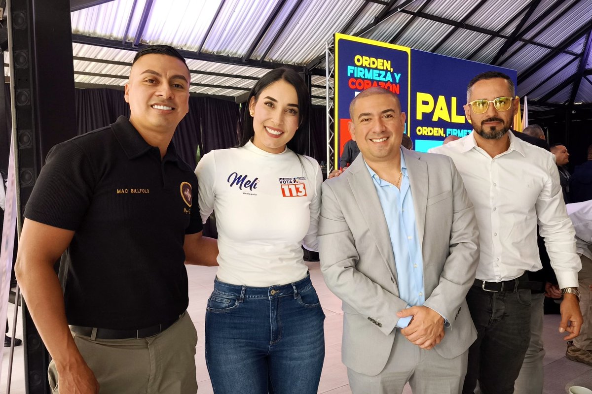 MeliEusse7's tweet photo. Encuentro con empresarios junto a @PalomaValenciaL y @AlvaroUribeVel 🤝Escuchamos a quienes generan empleo y sostienen la economía del país. 
Colombia no saldrá adelante con incertidumbre y confrontación, sino, con seguridad, inversión y liderazgo firme. https://t.co/TnWEhTH5Eb