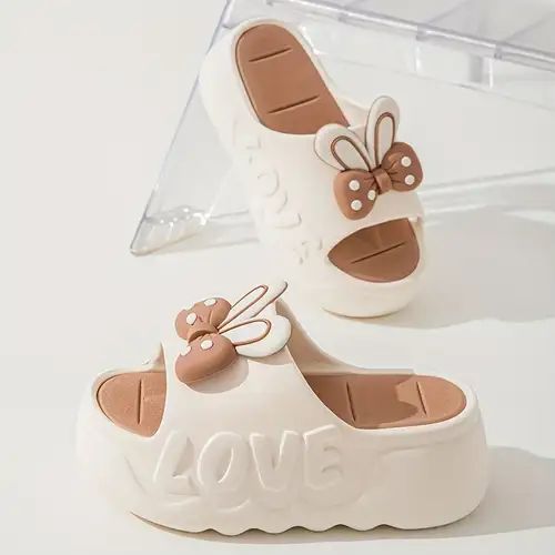 how does pinterest see me ?

★  top
★  bottoms
★  bag
★  footwear