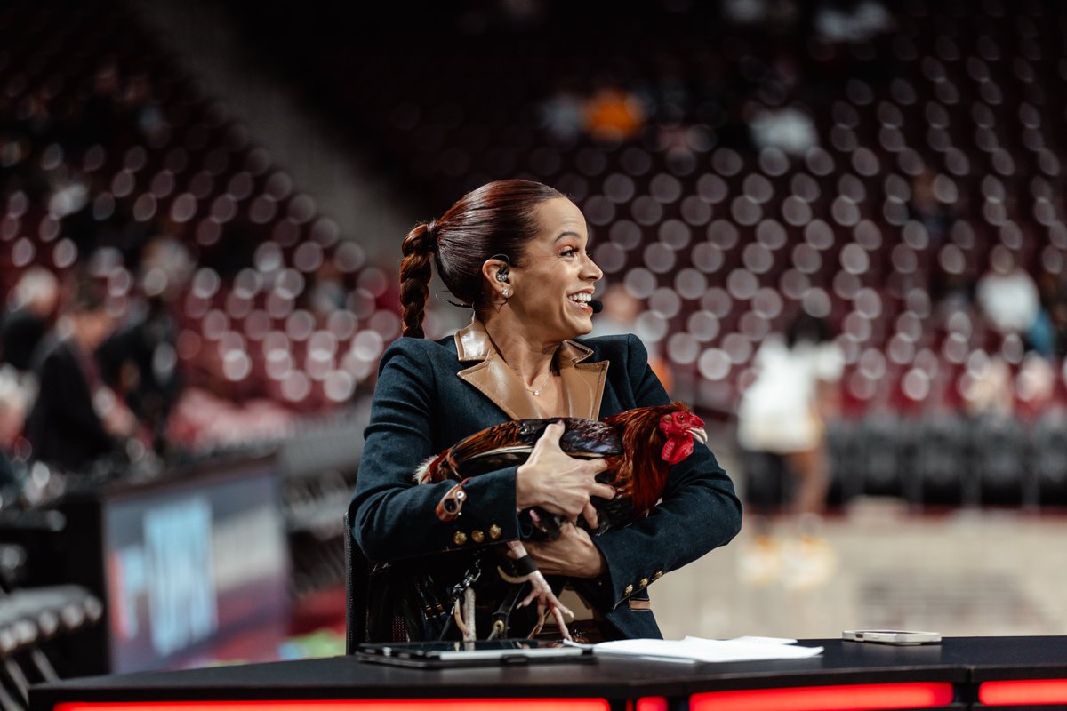 South Carolina Gamecocks tweet media