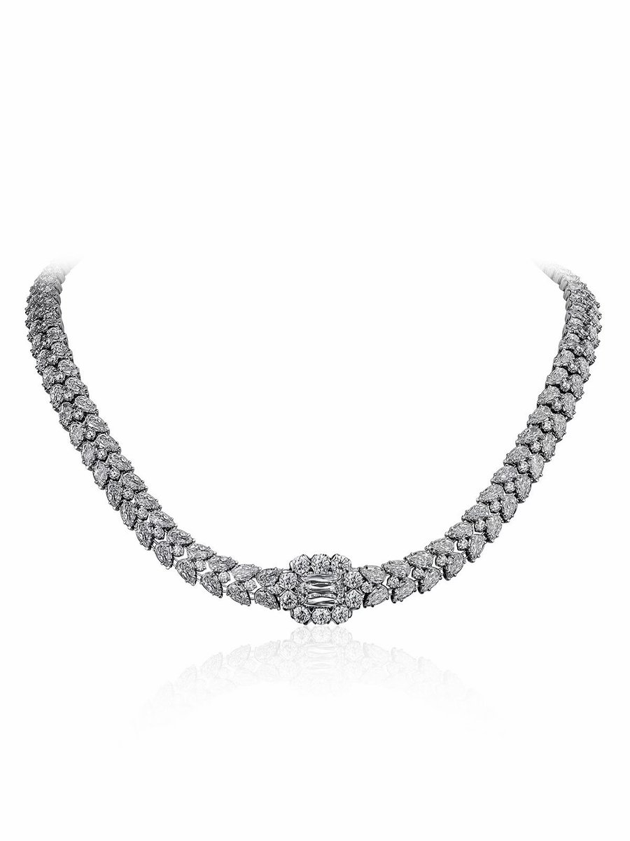 Sergiosjewelers's tweet image. A piece elevated by intention and elevated by detail. 

#ChristopherDesigns #SergiosJewelers #EllicottCity #ShopEllicottCity #FineJewelry