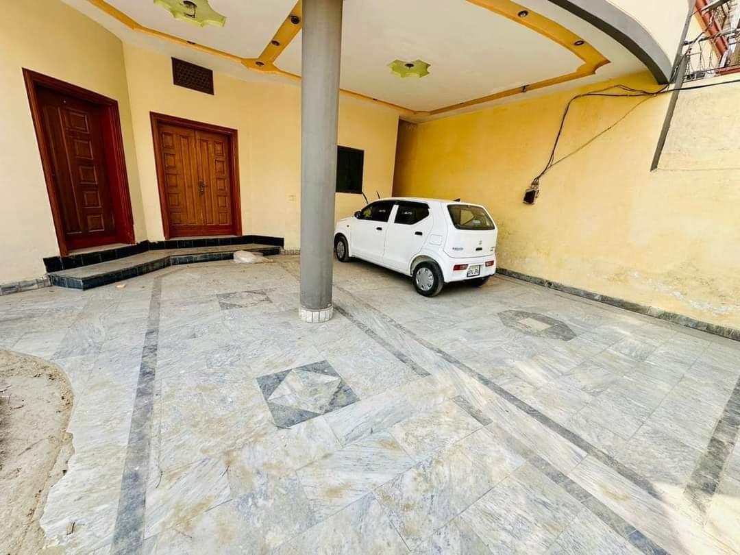 shah5683's tweet photo. Beautiful 10 Marla Double Storey House with Grass Plot for Sale in Vehari – Perfect Family Home - https://t.co/Z5sFwqwtac https://t.co/eS8Txg4OAs