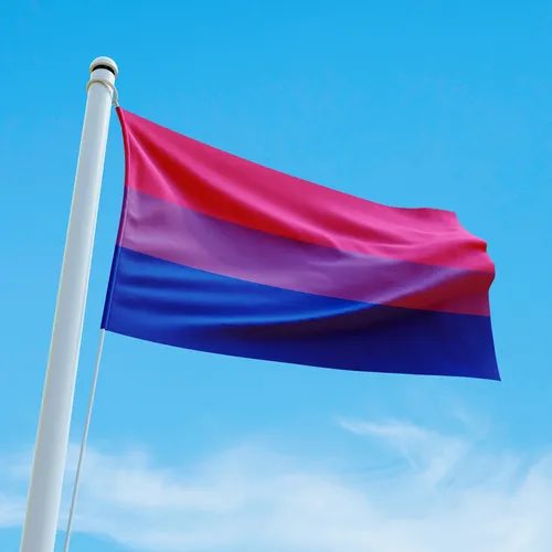 PopTrendsx's tweet photo. BRASIL: Internautas elegem Skol Beats vermelha como a bebida oficial dos BISSEXUAIS. Concordam? 🗣️ https://t.co/TBjEAKCKnk