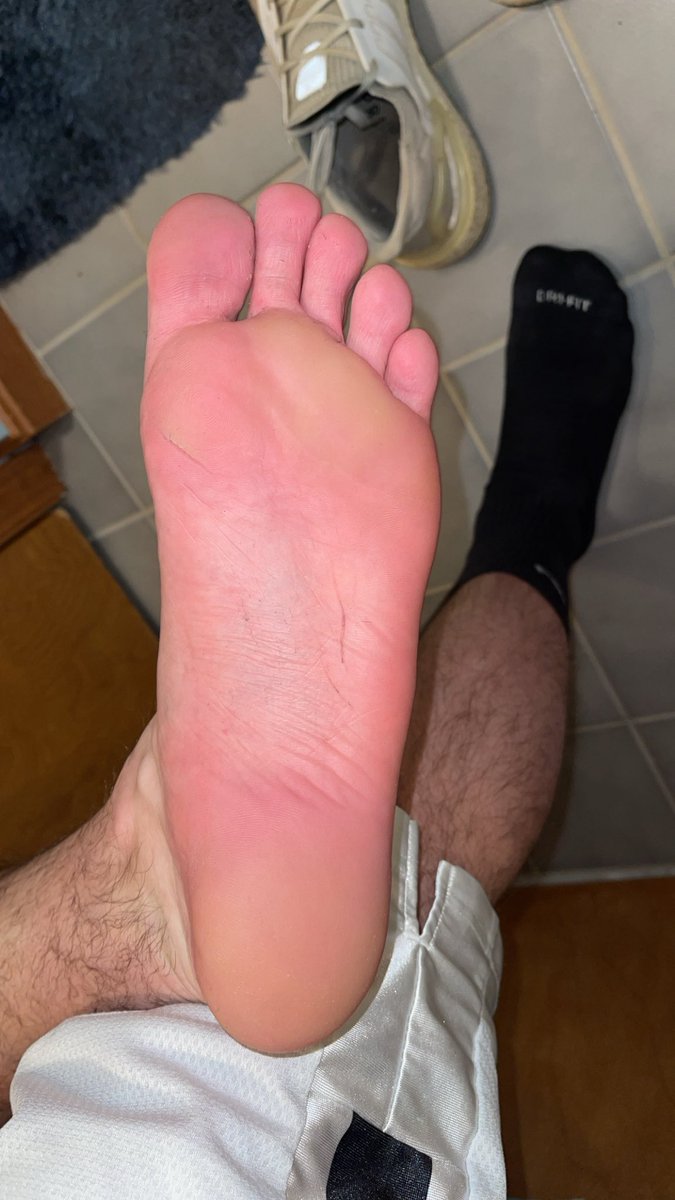 everythingnike4 (10K) tweet media