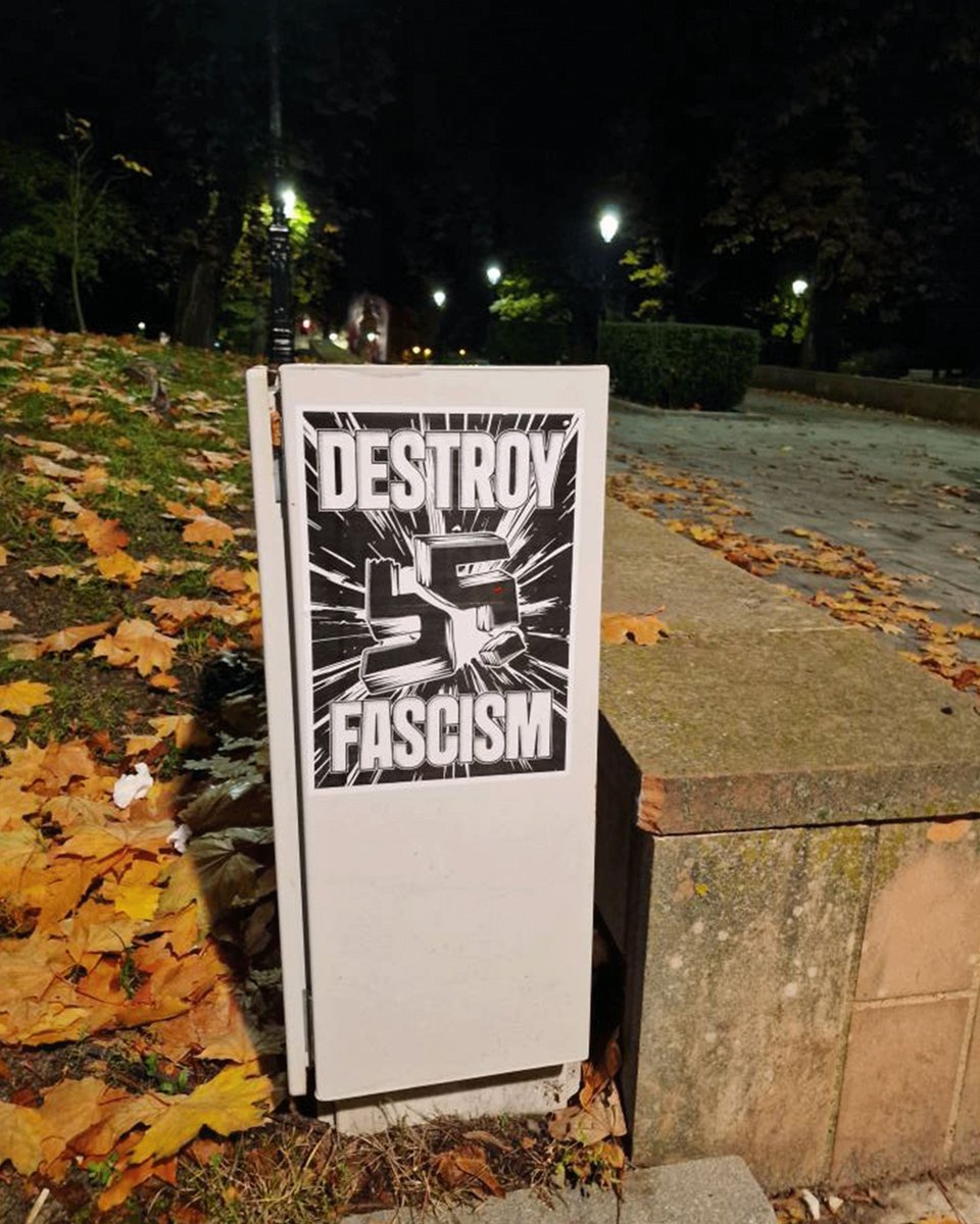 AntifaGraphics's tweet photo. Some of our posters spotted in Kielce, Poland. Thanks for sending to us!
#antifagraphics #antifascism #destroyfascism #catsagainstcatcalls https://t.co/asY3VXKCnR