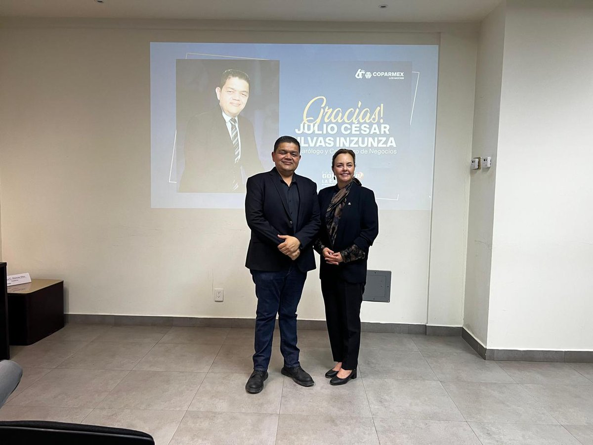 Camarologo's tweet photo. Gracias a Coparmex Los Mochis por el espacio para hablar de gobernar la empresa en tiempos de riesgo, poder y crisis.
La empresa ya no compite sola: compite dentro del Estado.
Por eso, gobernar es tan importante como administrar.
#Camarólogo #PI33 #Coparmex #GobernanzaEmpresarial