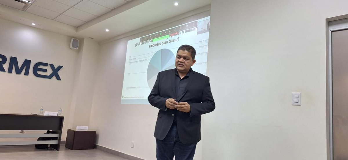 Camarologo's tweet photo. Gracias a Coparmex Los Mochis por el espacio para hablar de gobernar la empresa en tiempos de riesgo, poder y crisis.
La empresa ya no compite sola: compite dentro del Estado.
Por eso, gobernar es tan importante como administrar.
#Camarólogo #PI33 #Coparmex #GobernanzaEmpresarial