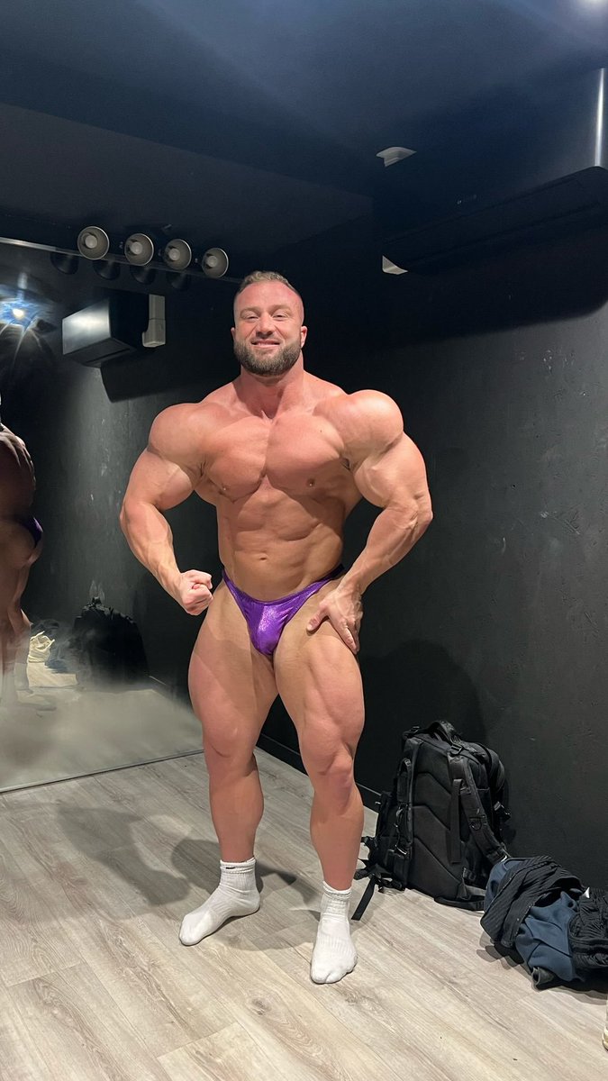 Juicehead (@blkhercules45) on Twitter photo 