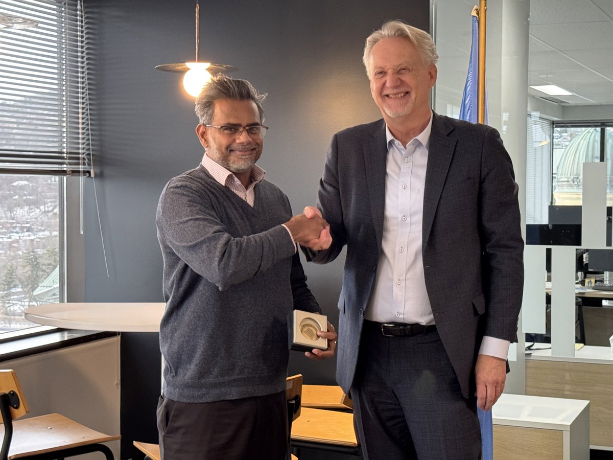 UNESCO Institute for Statistics tweet media