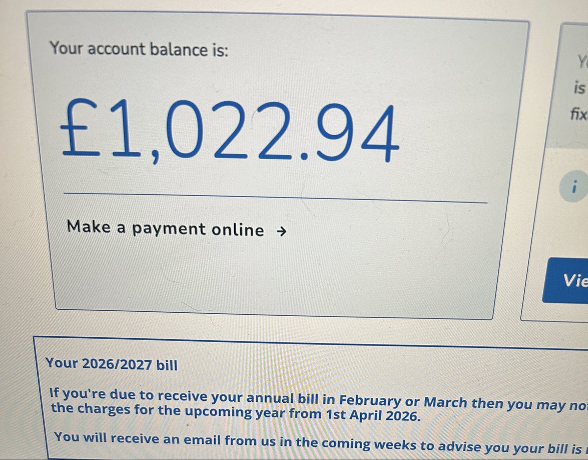 Liafreytre's tweet photo. @DwrCymru taking the absolute piss for two people. https://t.co/d8lATQRd18