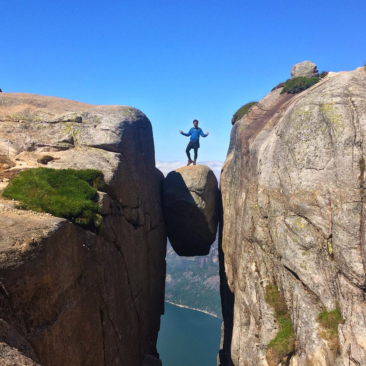 And yes im not a bot 🤝 #notabot