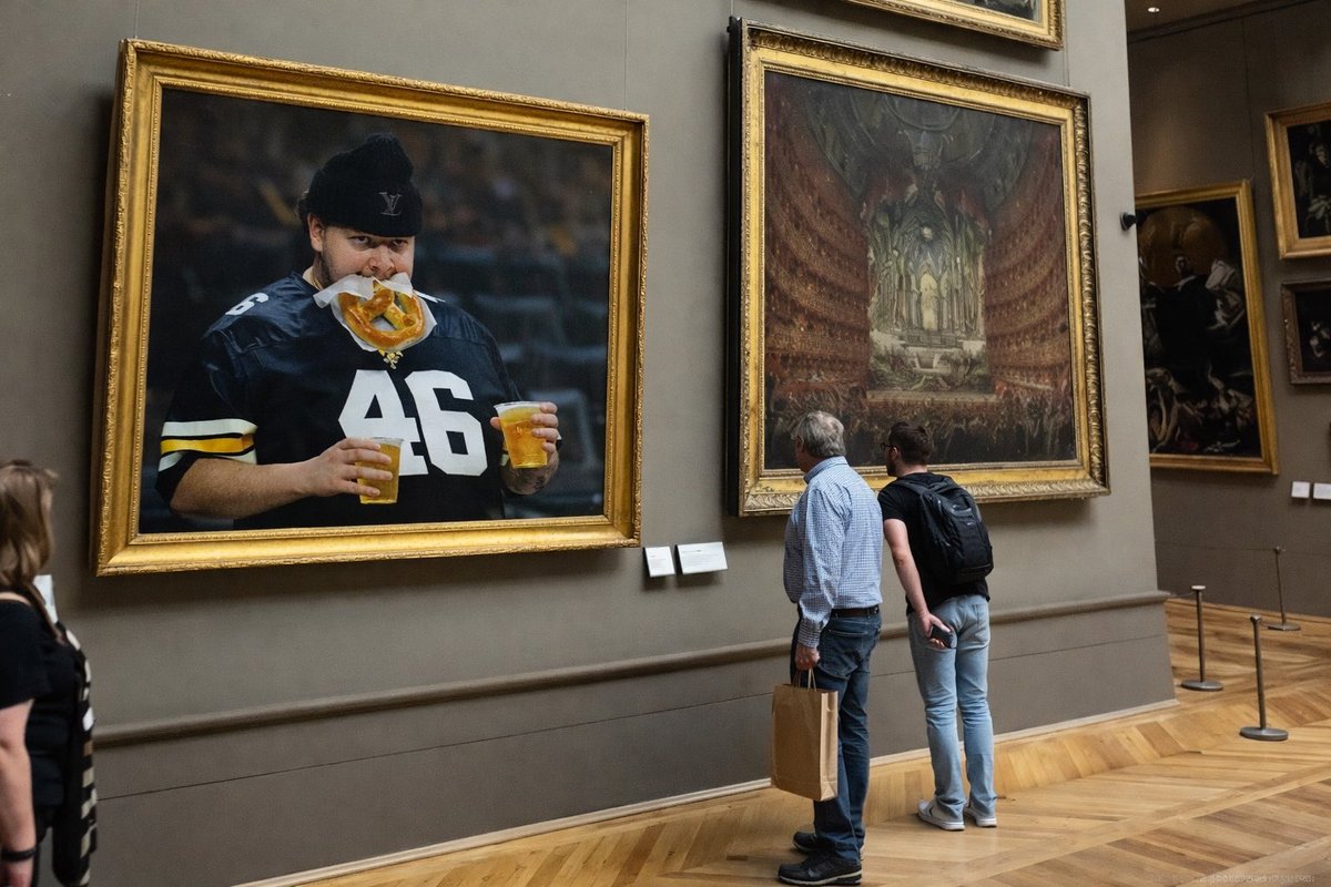 HawkGuyEnjoyer's tweet photo. Hang it in the Louvre https://t.co/GFHGRPs1Ac