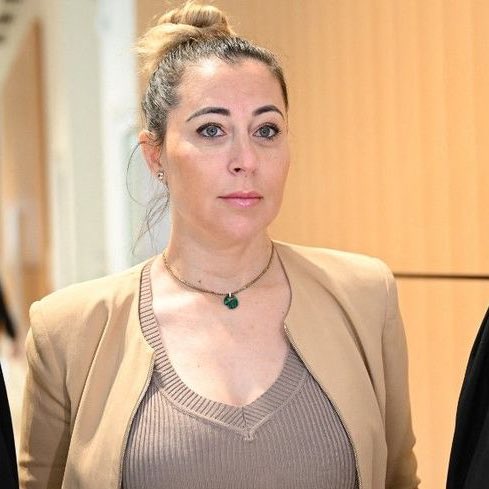 🚨ALERTE INFO

Magali Berdah obtient la saisie conservatoire des droits d’auteur de Booba à hauteur de 40,6 M€, l’accusant de cyberharcèlement et de menaces sur les marques collaborant avec elle.

Alors qu’il a simplement dénoncé le système frauduleux des influenceurs..