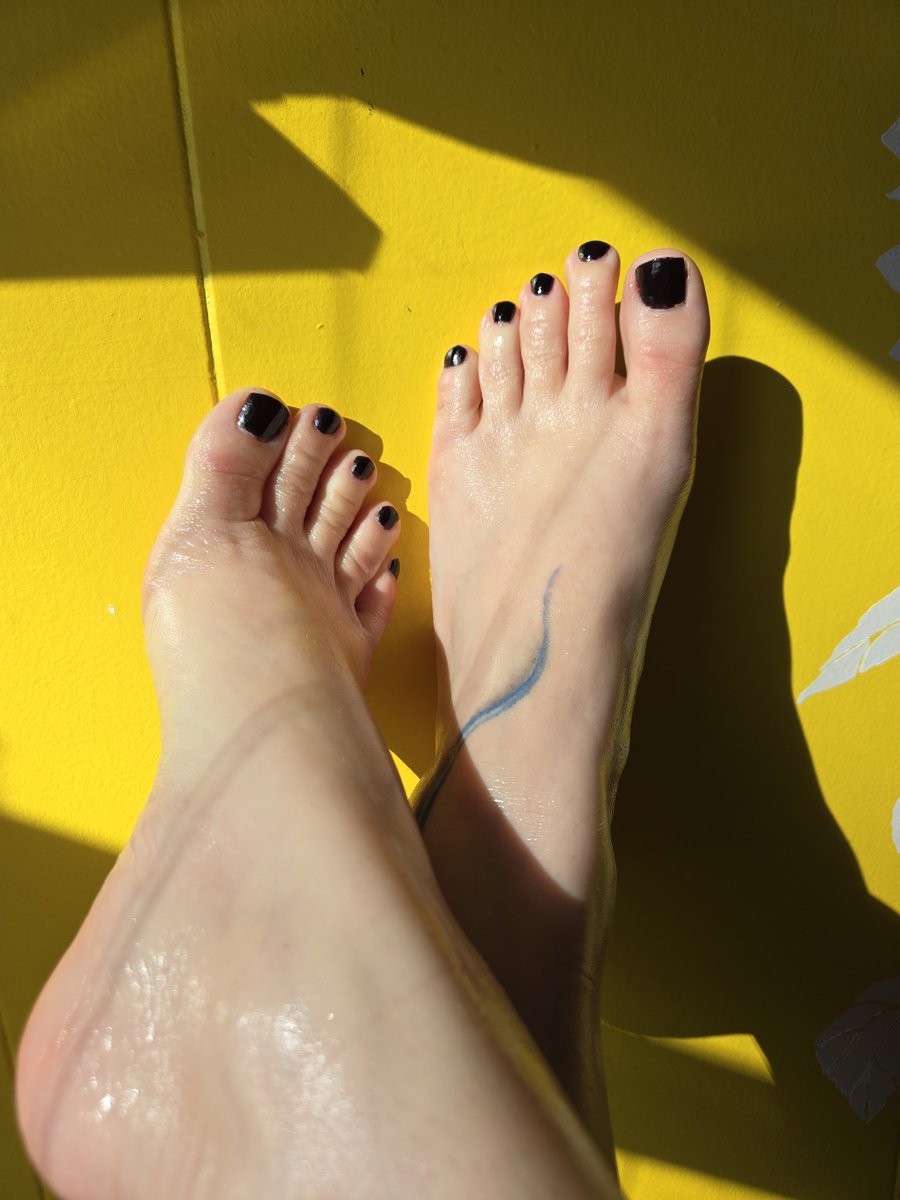 angel_dancerfeet tweet media