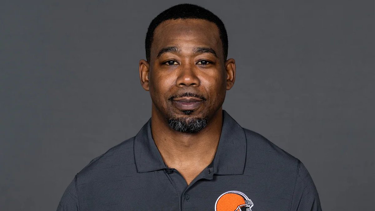 jjones9's tweet photo. The Browns have promoted Brandon Lynch to DBs coach/pass game specialist, sources tell @NFLonCBS. Lynch, considered a future DC candidate, was pursued by multiple teams this offseason. The respected coach stays in Cleveland with the new coaching regime. https://t.co/P7IkcDvEDN