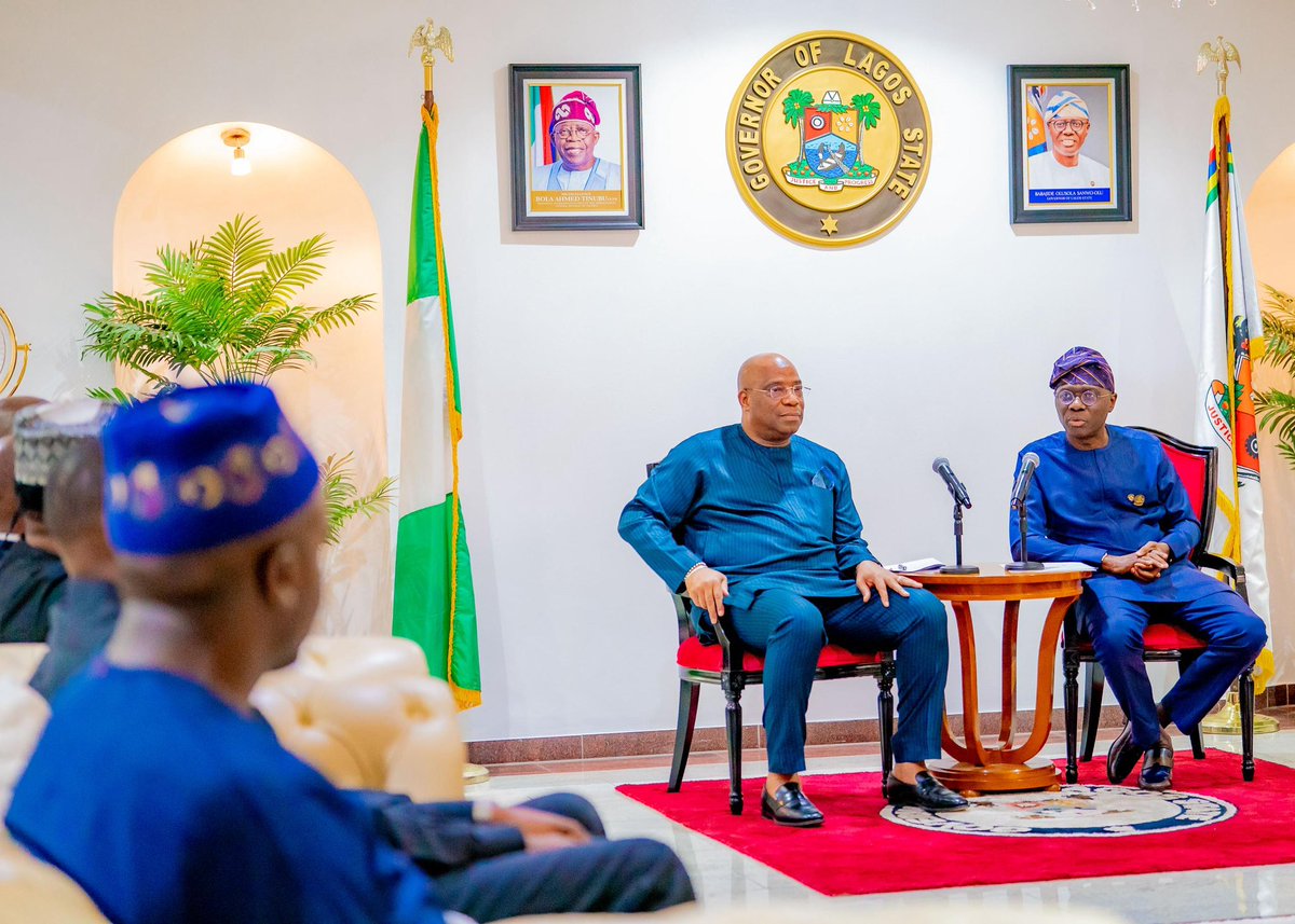 Jubril A. Gawat tweet media