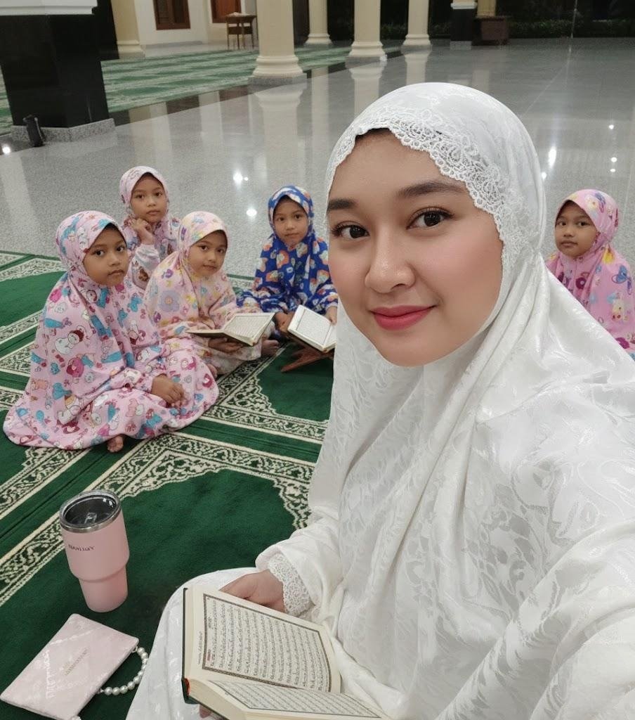 Nur Ayu tweet media