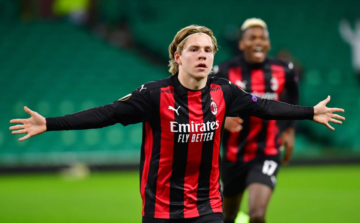 PortalMilan's tweet photo. Jens Petter Hauge:

Soy rossoneri y marcar contra el Inter fue un placer enorme. 

Vi lo que pasó en el Inter-Juve; Bastoni fue vergonzoso.

¿Scudetto? ¿Qué más da? Lo importante es que le ganamos al Inter tres veces. ¡Forza Milan! https://t.co/765sBiISh2